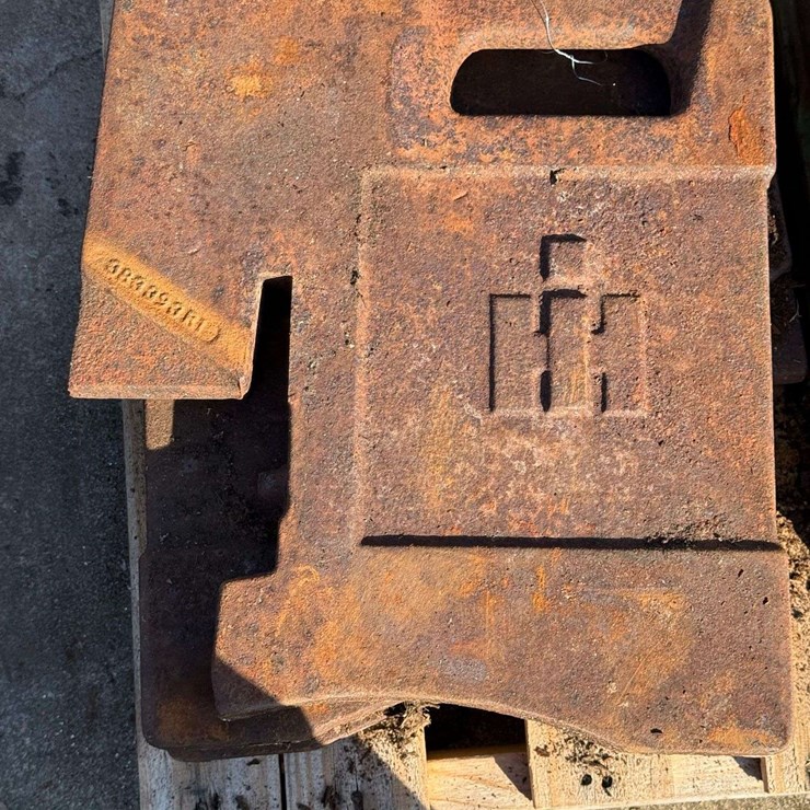(3) International Harvester Suitcase Weights