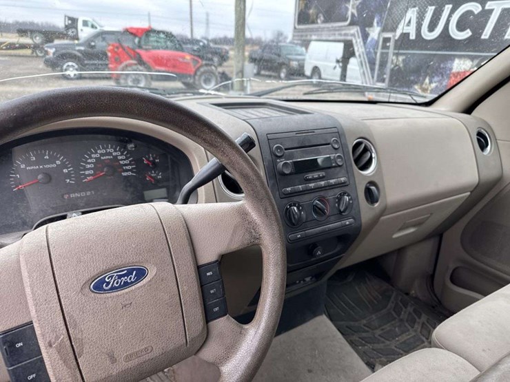 2004-ford-f150-xlt-image-17