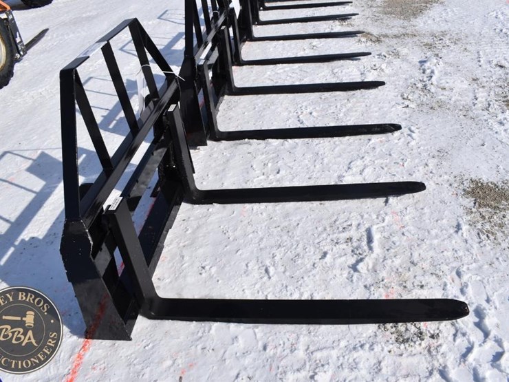 agt-industrial-pallet-fork-attachment-41889-image-4