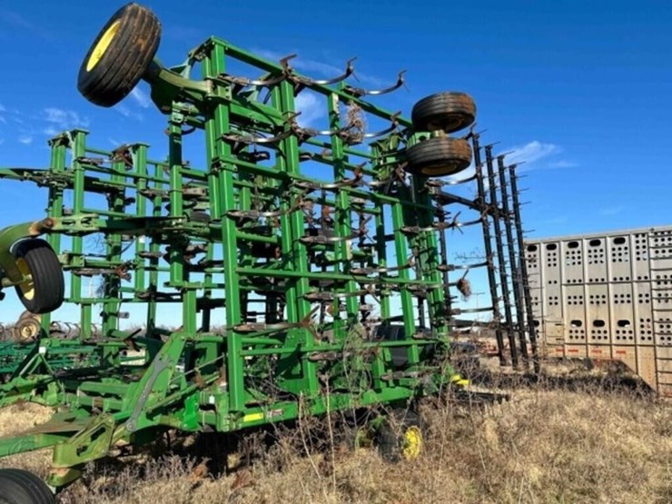 2008-john-deere-2210-image-22