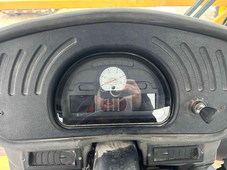 2012-ag-chem-tg8400-image-54