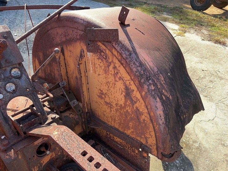 minneapolis-moline-orchard-transmission-and-rear-end-image-16