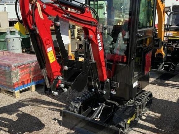 2025-miva-va13c-mini-excavator-image-2