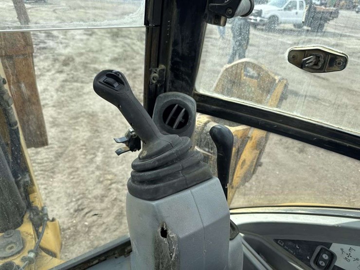 caterpillar-420f-it-image-29