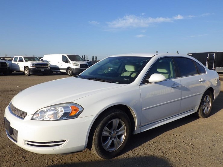 2014-chevrolet-impala-sedan-image-2