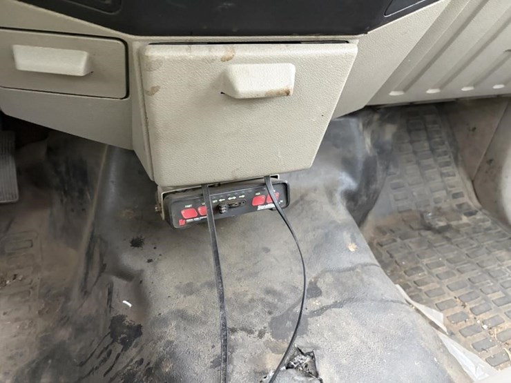 2008-ford-f450-image-16