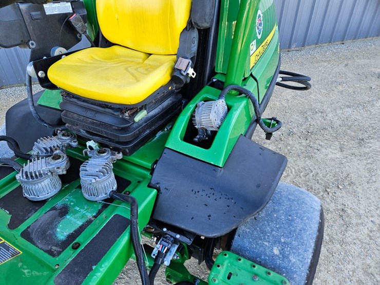 john-deere-8000a-image-11