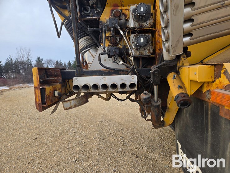 2013-ag-chem-tg9300-image-15