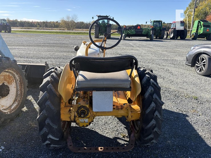 1965-international-cub-lo-boy-image-12