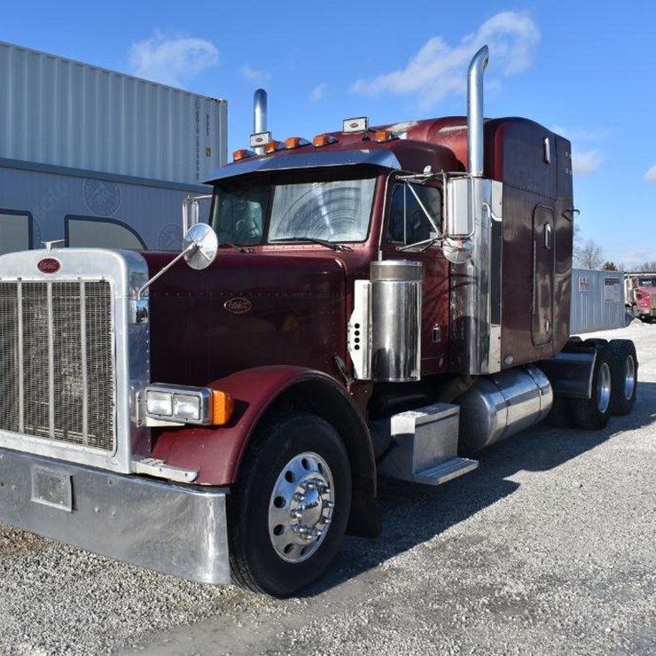 2004 PETERBILT 379
