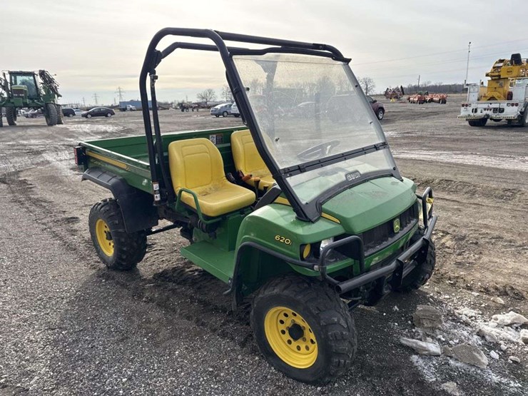 john-deere-gator-image-5