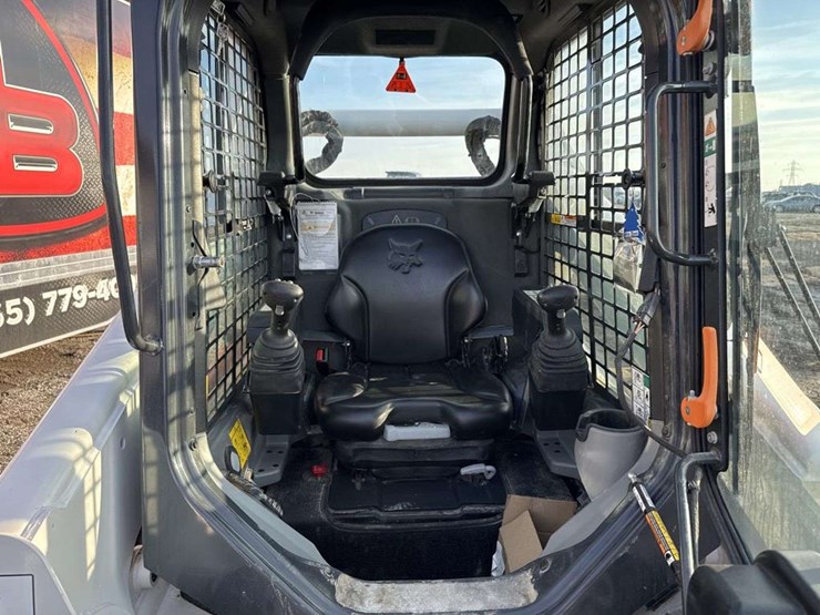 2023-bobcat-t650-image-12