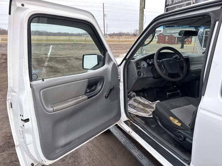 2010-ford-ranger-image-12