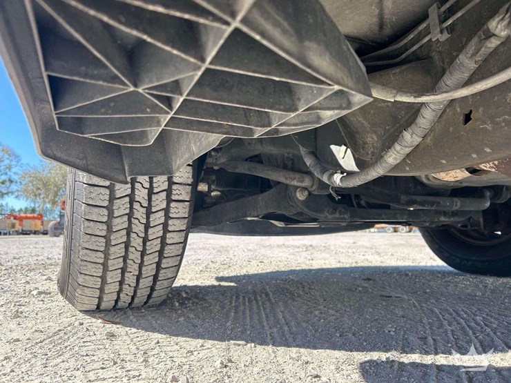 2012-ford-expedition-image-17