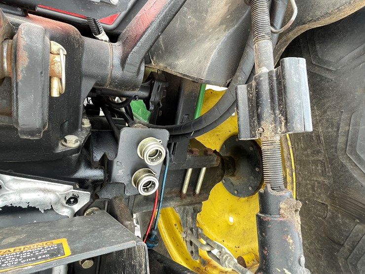 2001-john-deere-5205-image-22