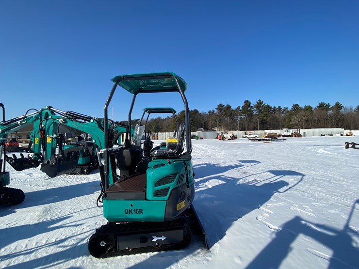 #5354-•-2026-unused-cfg-mini-excavator-image-8