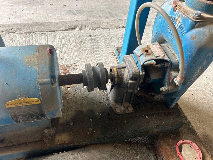 blue-electric-transfer-pump-image-7