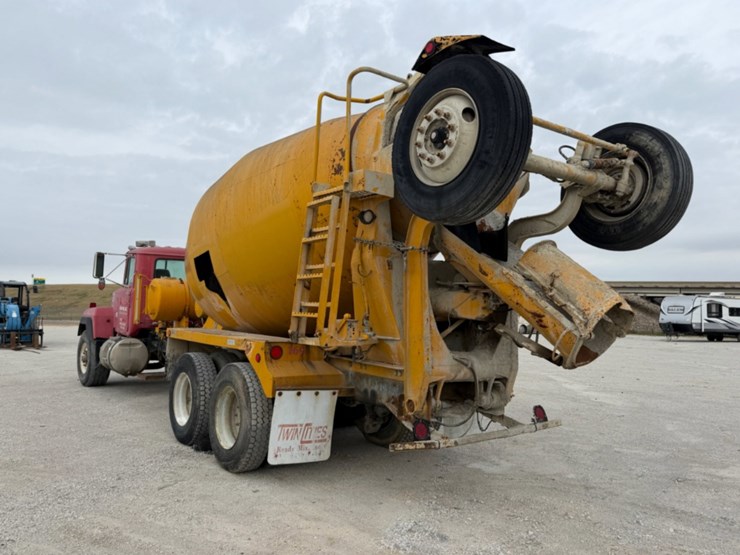 1997-mack-mixer-(inoperable)-image-7