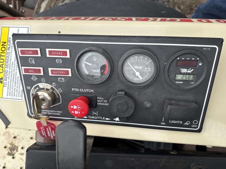 2022-grasshopper-900d-image-13