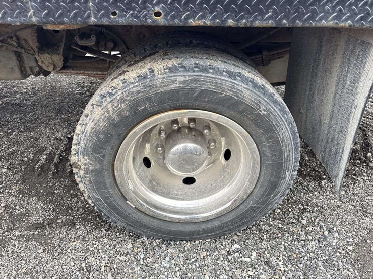 2013-ford-f450-image-14