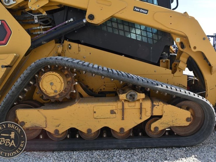 2022-caterpillar-259d3-image-36