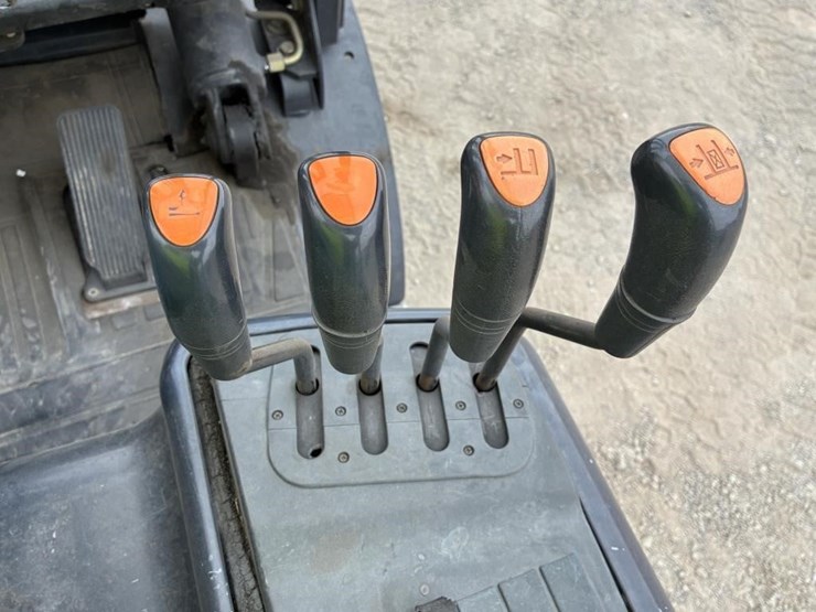 2008-doosan-g30p-5-image-23