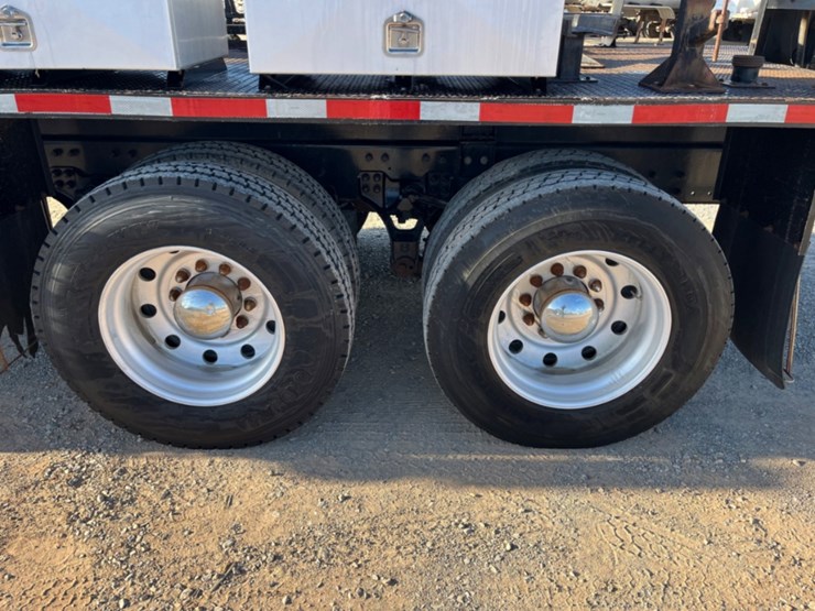 2007-kenworth-t800-image-13