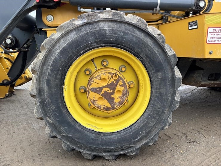 deere-210lep-image-23