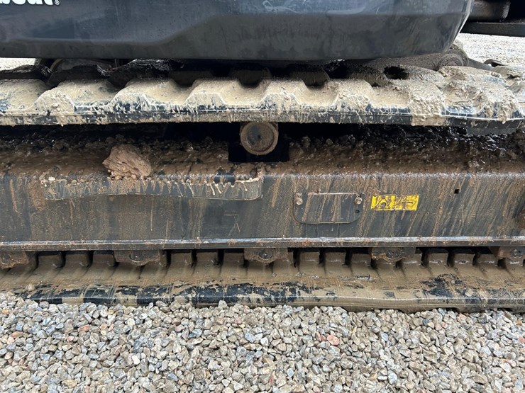 2020-bobcat-e85-image-13