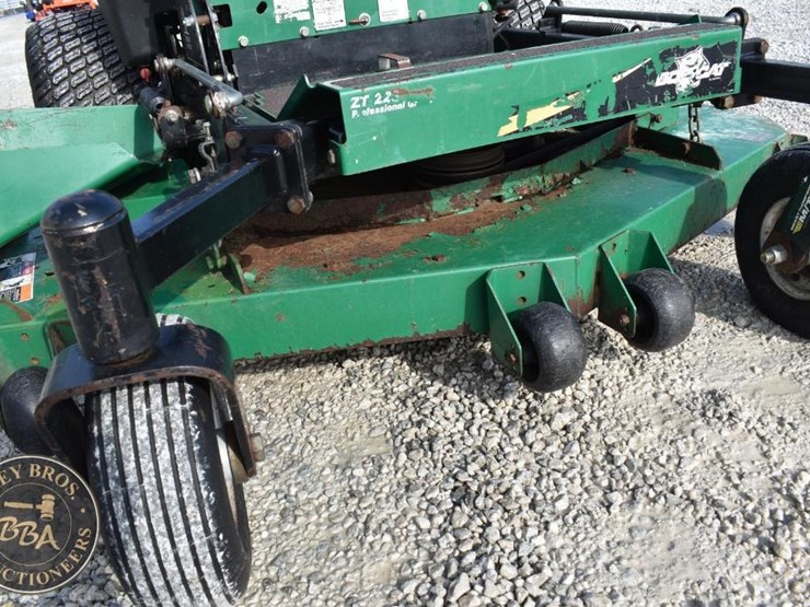 bob-cat-zt225-image-32