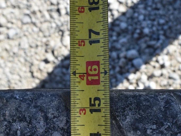 2022-caterpillar-259d3-image-28