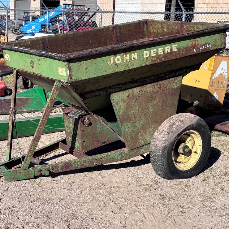 JOHN DEERE 301