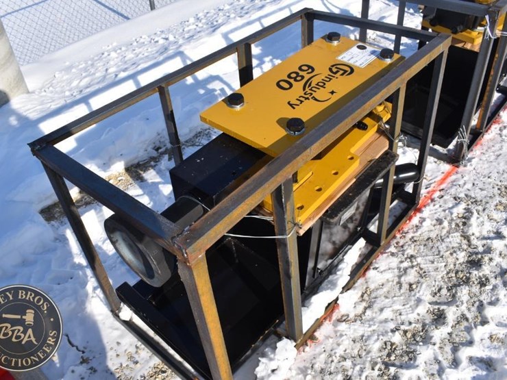 agt-industrial-post-pounder-attachment-41840-image-2