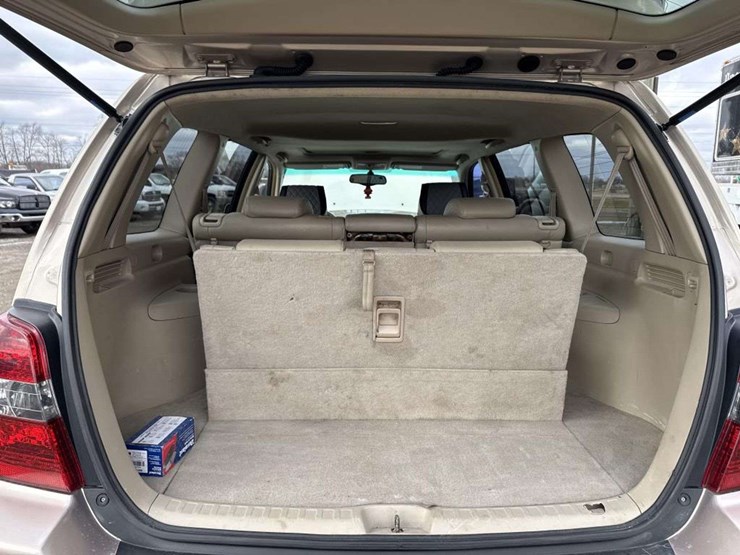 2005-toyota-highlander-image-14