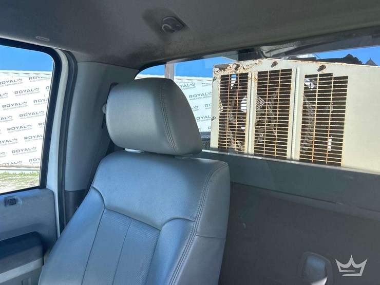 2016-ford-f550-image-21