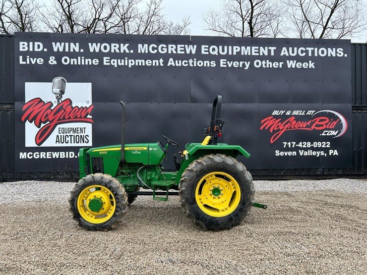 john-deere-5203-image-1