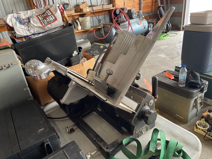 #7607-•-globe-meat-slicer-image-5