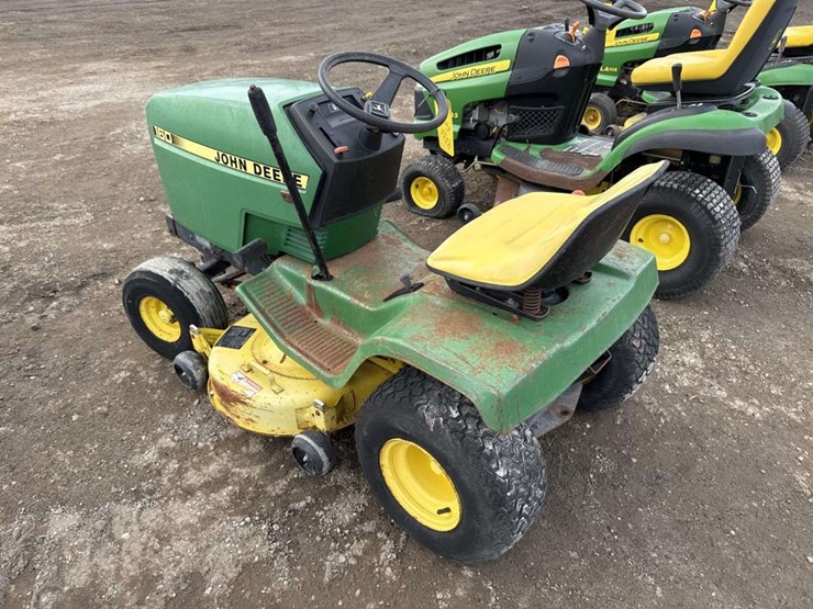 john-deere-160-image-2