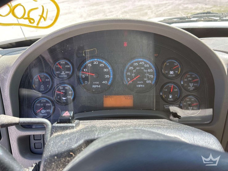 2016-international-durastar-4300-image-13