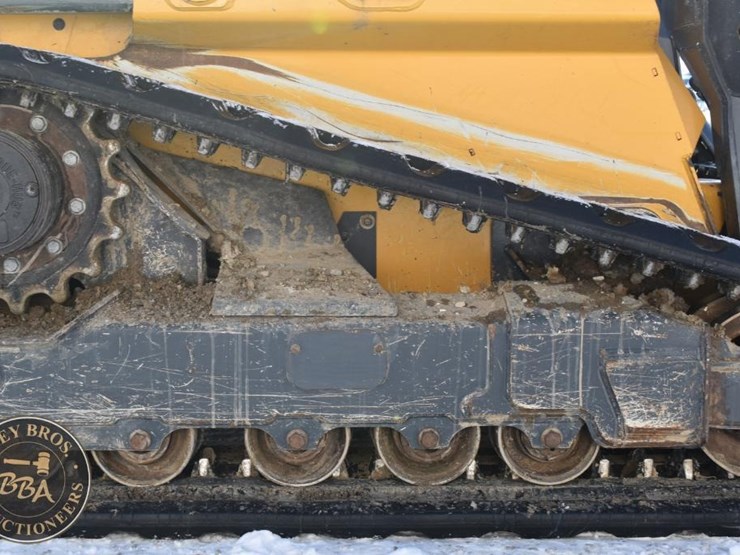 2023-deere-333g-image-38