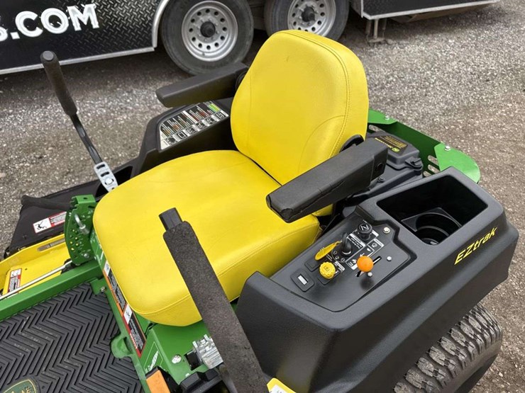 2014-john-deere-z465-image-12