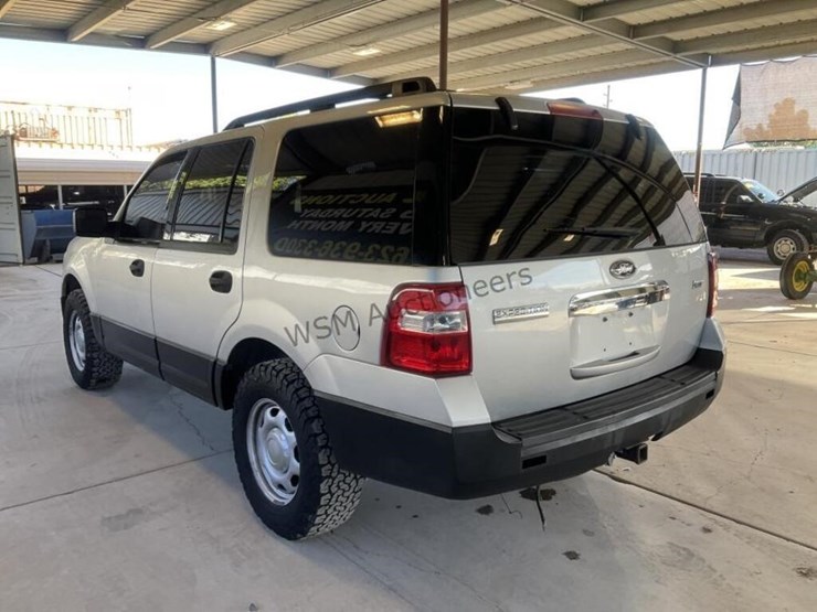 2014-ford-expedition-image-5