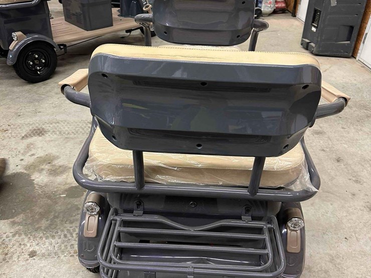 unused-irgc40-battery-powered-mini-golf-cart-image-5