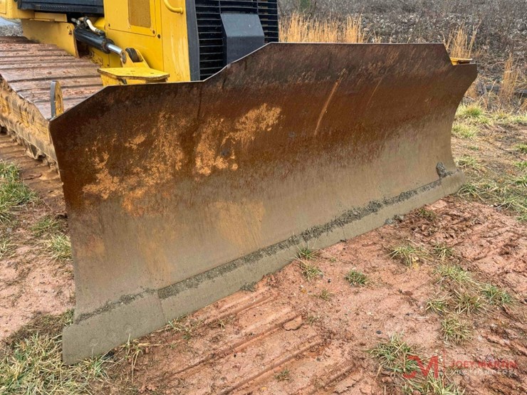 2017-caterpillar-d6k2-lgp-image-10