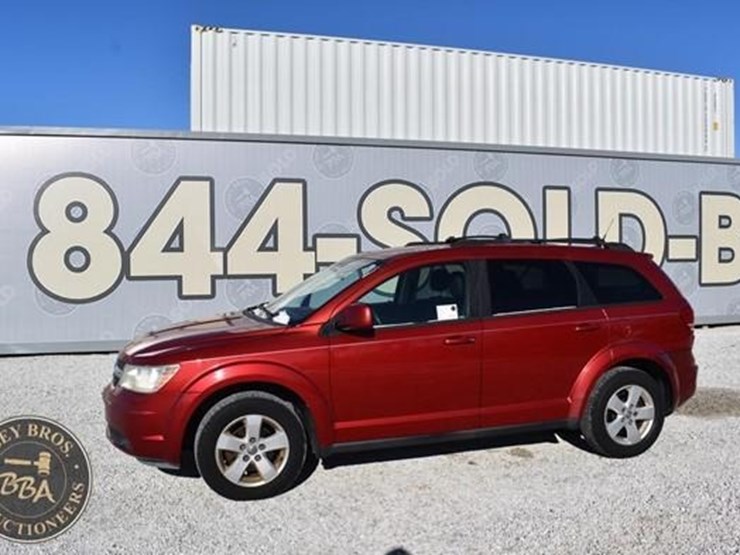 2010-dodge-journey-sxt-image-3