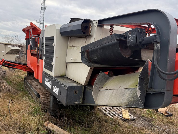 2009-sandvik-qj240-image-4