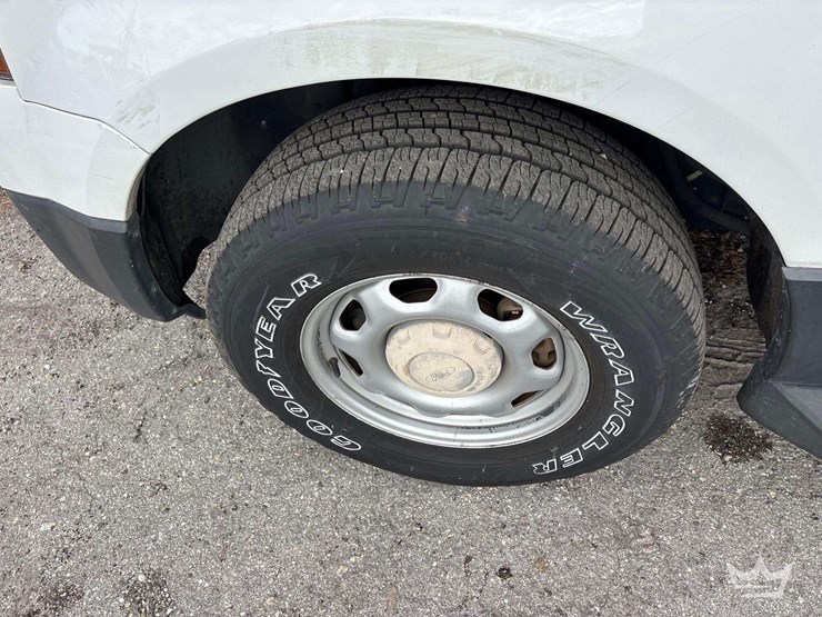 2017-ford-expedition-image-24