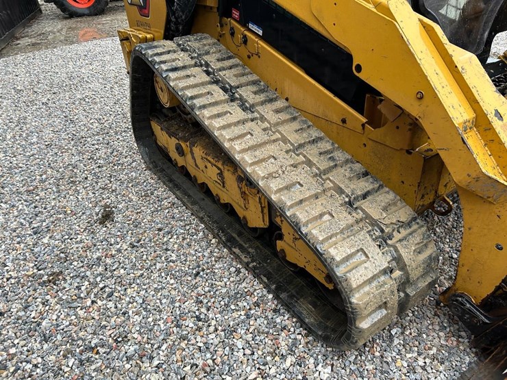 2020-caterpillar-299d3-xe-image-12