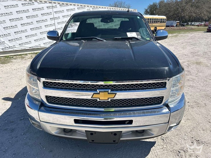 2012-chevrolet-silverado-1500-image-21