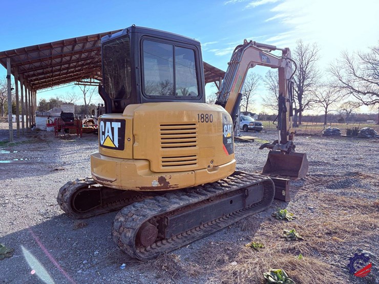 2016-cat-305e2-mini-excavator-image-7